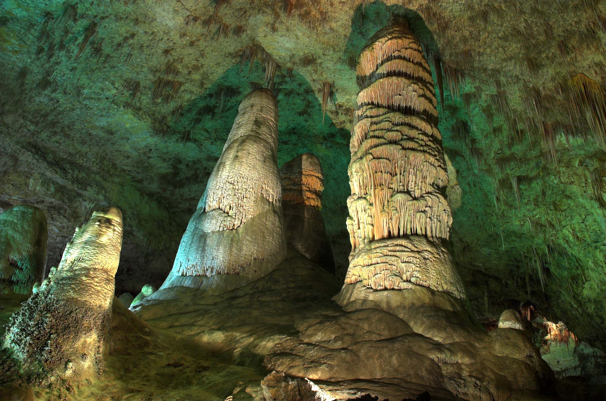 CARLSBAD CAVERNS NATIONAL PARK